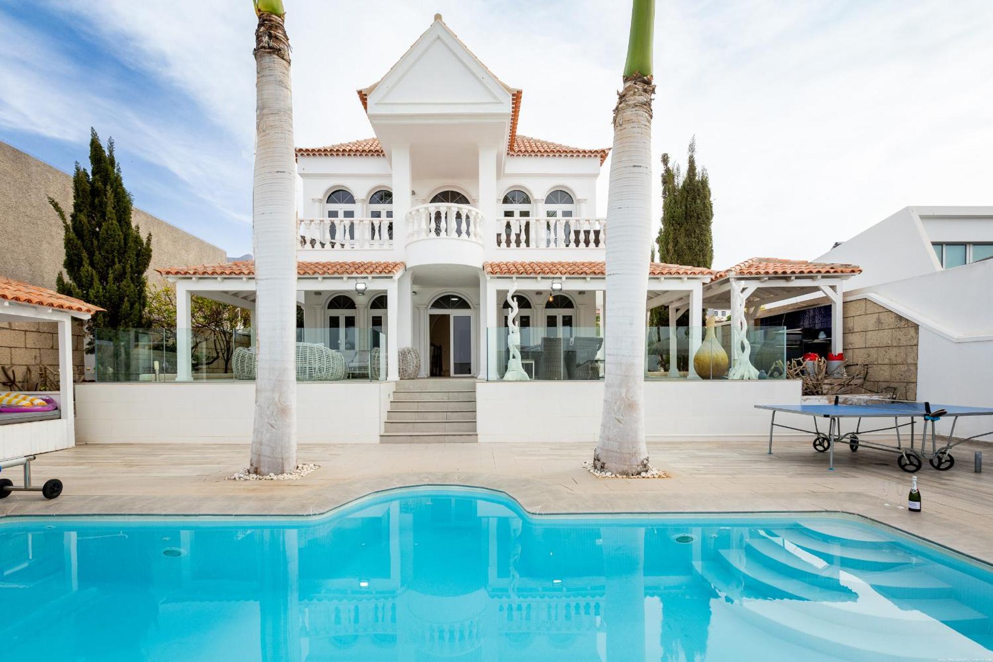 Villa Ocean Palm, Heated Pool! Costa Adeje (Tenerife)