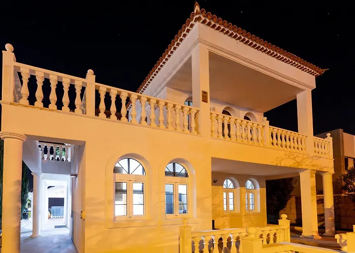 Villa Ocean Palm, Heated Pool!