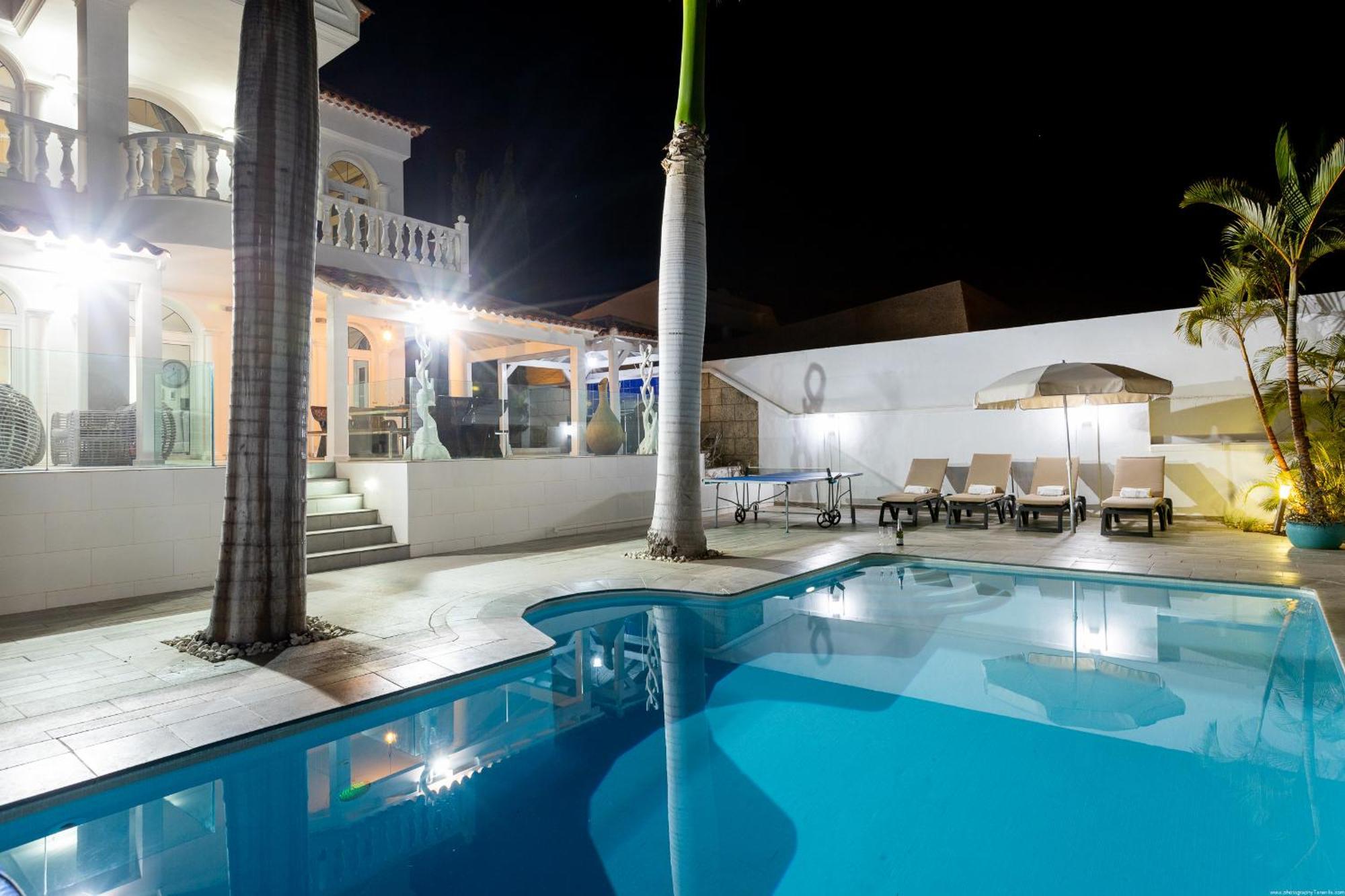 Ocean Palm, Heated Pool! Villa *